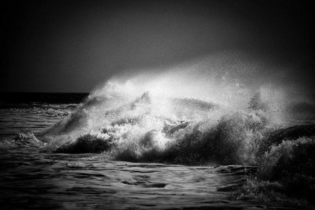 c’est comme traverser un ouragan. Lorsqu’on arrive de l’autre côté, le
calme se fait de nouveau, et l’on retrouve notre équilibre.
